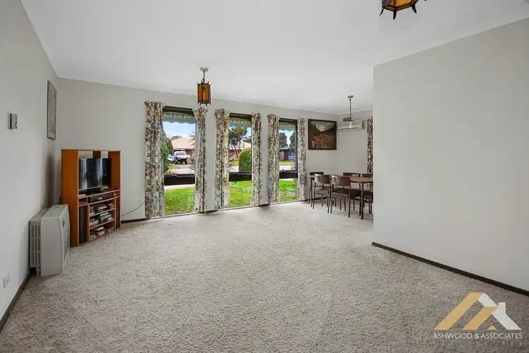 Sixth view of Homely house listing, 13 Allison Ct, Bairnsdale VIC 3875
