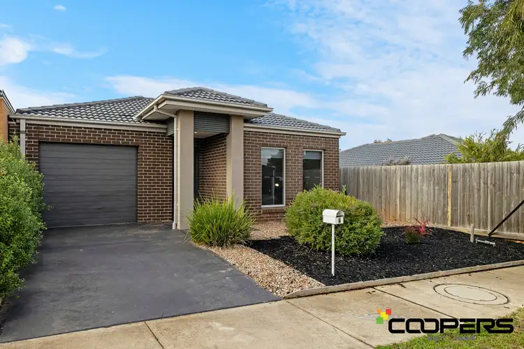Sixth view of Homely house listing, 4 Pauline Way, Tarneit VIC 3029