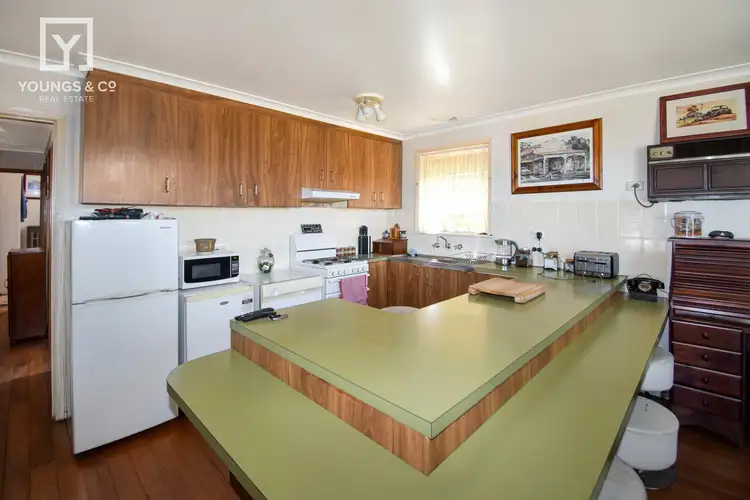 Fourth view of Homely house listing, 2 Muntz Ct, Shepparton VIC 3630