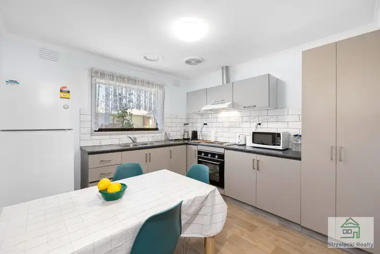 Unit 4/2 Hunter St, Moe VIC 3825