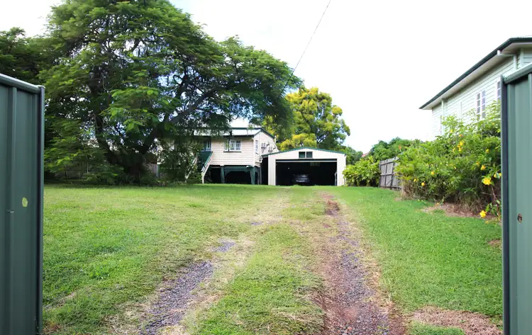 12 East St, Gatton QLD 4343
