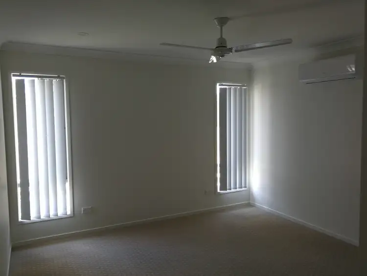 Fifth view of Homely semi-detached listing, 2 Dusk Place, Crestmead QLD 4132