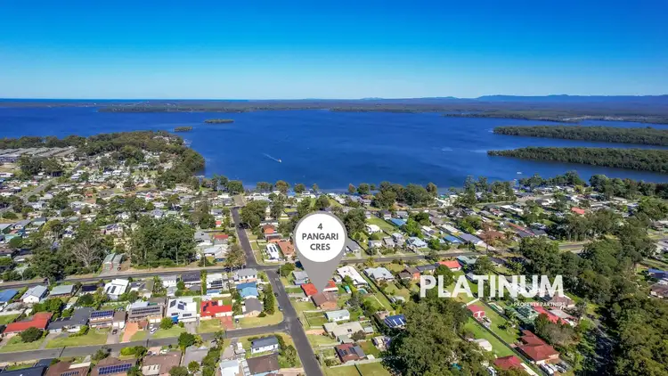 4 Pangari Cres, St Georges Basin NSW 2540