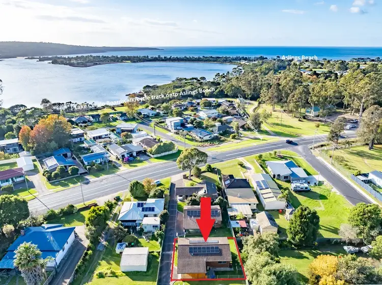 Second view of Homely unit listing, Unit 3/93 Imlay St, Eden NSW 2551