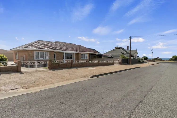 5 Third St, Ardrossan SA 5571
