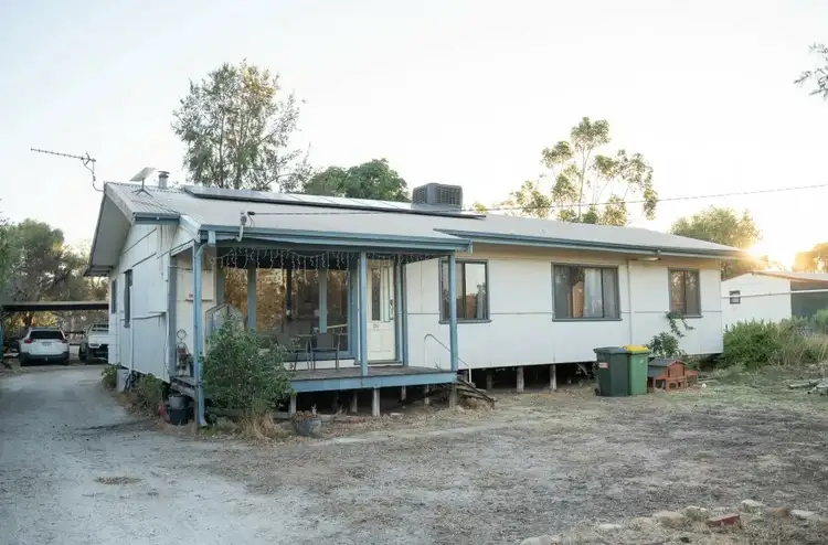 20 Rose Tce, Spencers Brook WA 6401
