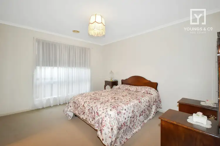 Sixth view of Homely house listing, 4 Pyrus Ct, Kialla VIC 3631