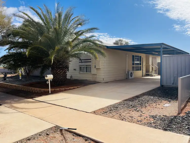 33 Aquila Bvd, Roxby Downs SA 5725