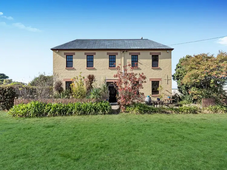 2 Waterloo Rd, Swansea TAS 7190