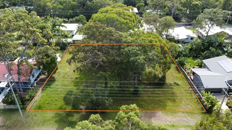 37-39 Scotts Rd, Macleay Island QLD 4184