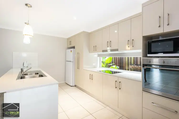 Second view of Homely unit listing, Unit 3/19 Primrose St, South Toowoomba QLD 4350