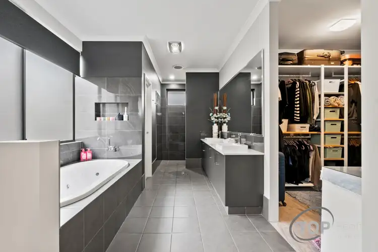 Fifth view of Homely house listing, 2 The Pinnacle, Willetton WA 6155