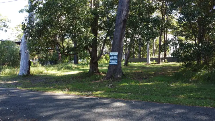 3 Boelgi St, Russell Island QLD 4184