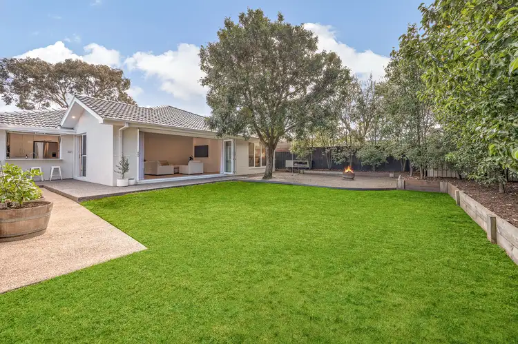 26 Darinda Ct, Mount Martha VIC 3934