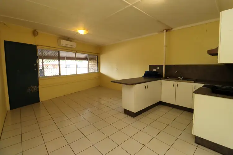 Unit 4/82 Hilary St, Mount Isa QLD 4825
