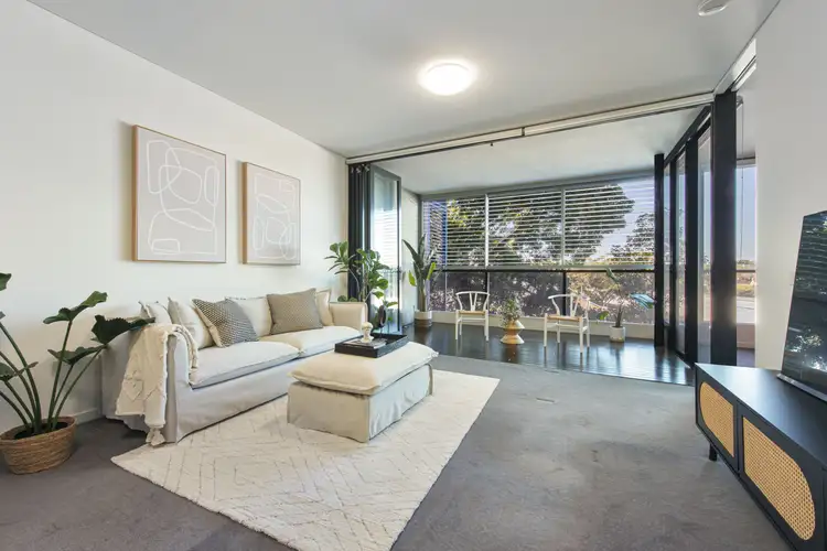 402/3 Sterling Cct, Camperdown NSW 2050