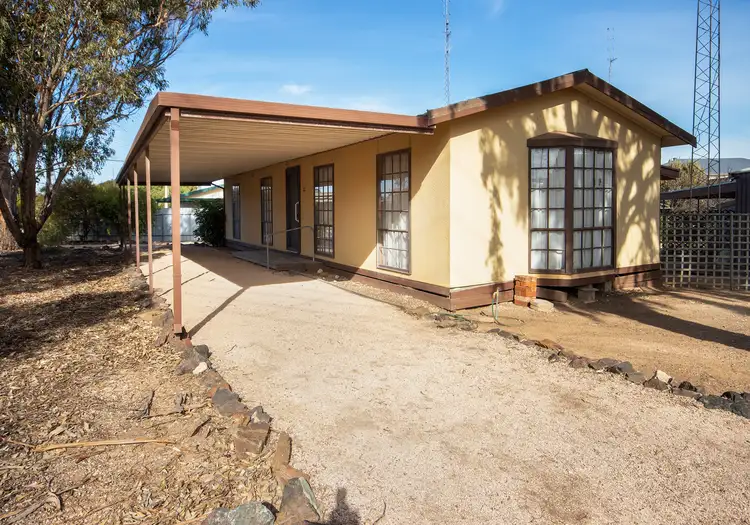 22 Rossiters Rd, Moonta Bay SA 5558