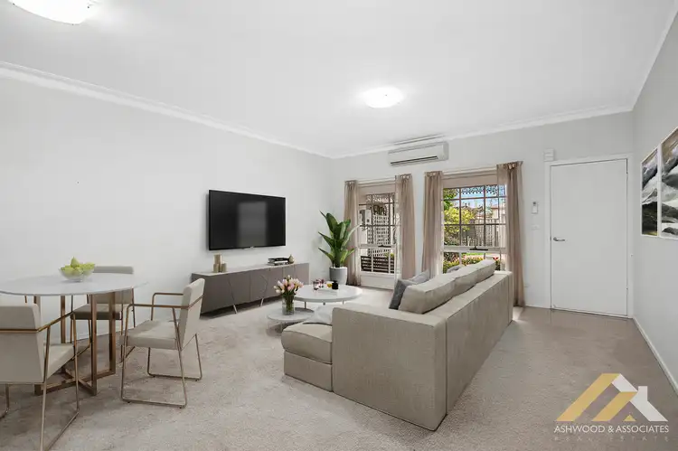 Second view of Homely unit listing, Unit 4/13 Pearson St, Bairnsdale VIC 3875