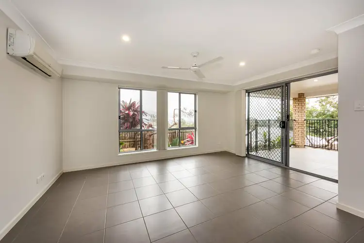 Fifth view of Homely unit listing, Unit 1/7 Felix St, Cranley QLD 4350