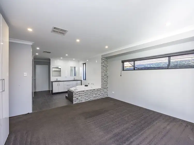 Sixth view of Homely house listing, 8 Lorikeet Loop, High Wycombe WA 6057