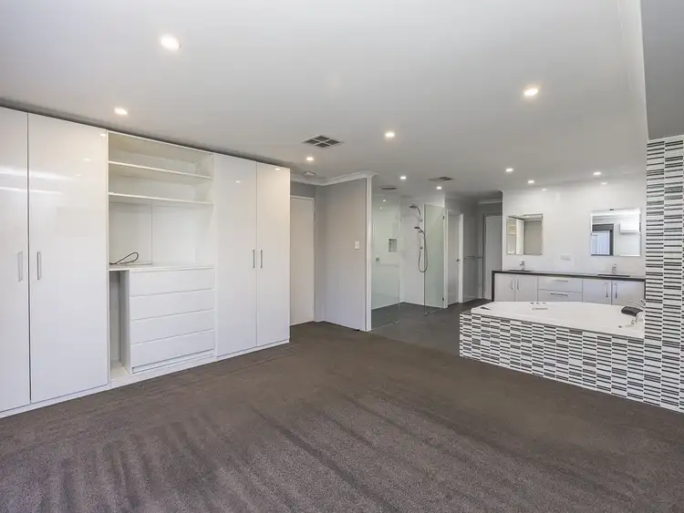 Seventh view of Homely house listing, 8 Lorikeet Loop, High Wycombe WA 6057