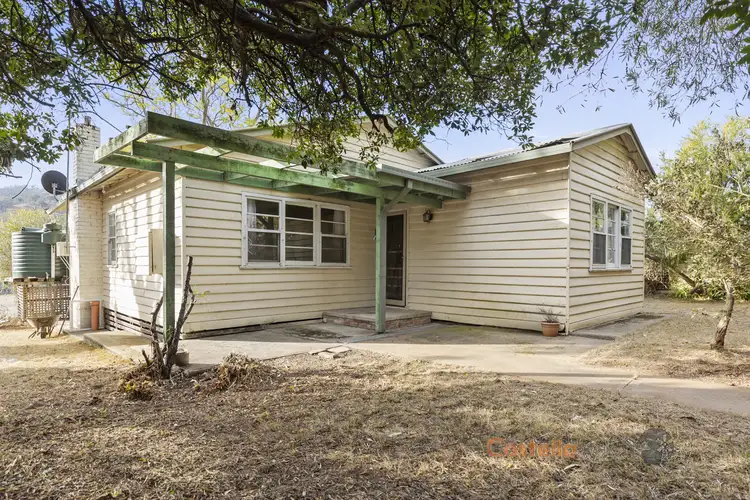 8243 Murray River Rd, Walwa VIC 3709