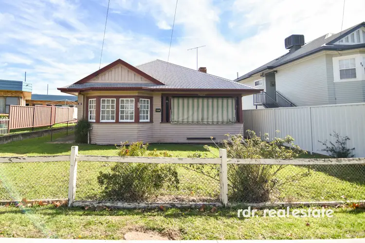 82 Evans Street, Inverell NSW 2360