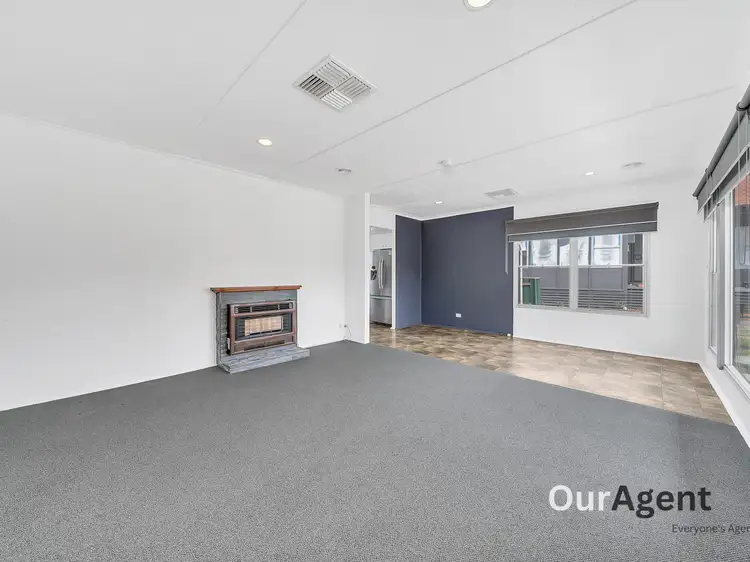 Second view of Homely house listing, 4 Towong Court, Dallas VIC 3047