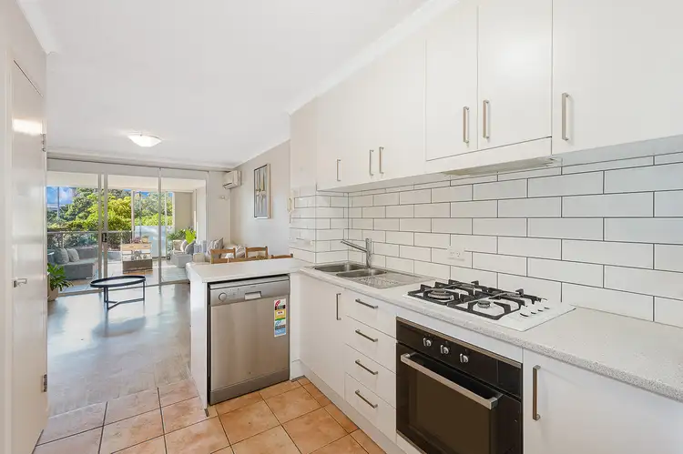 Fourth view of Homely apartment listing, F10/41 Gotha St, Fortitude Valley QLD 4006
