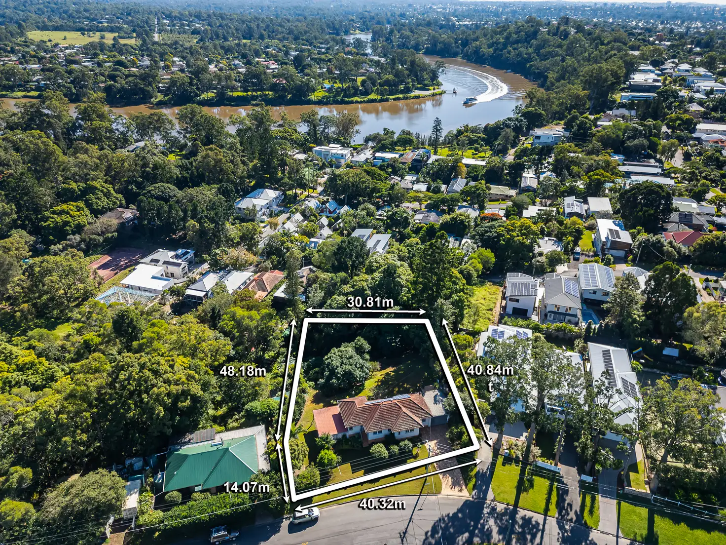 Main view of Homely house listing, 182 Cliveden Ave, Corinda QLD 4075