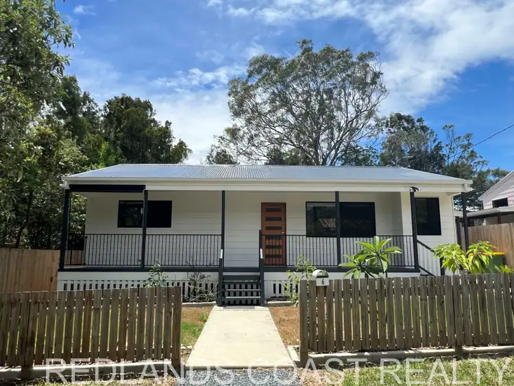 6 Heath St, Macleay Island QLD 4184