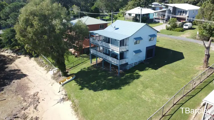 26 Kim Cres, Macleay Island QLD 4184