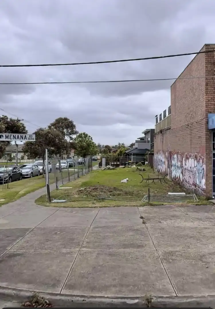 1 Menana Rd, Glenroy VIC 3046