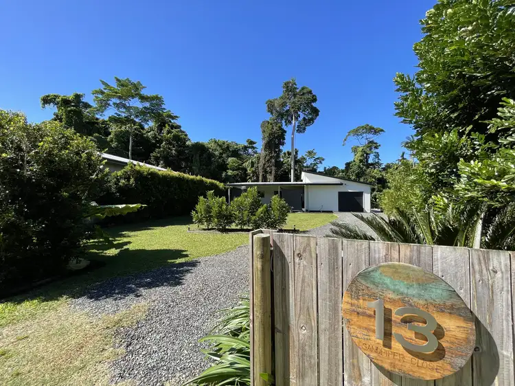 13 Sandpiper Cl, Mission Beach QLD 4852