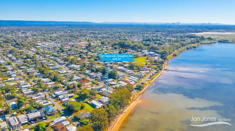 35 Esplanade, Deception Bay QLD 4508