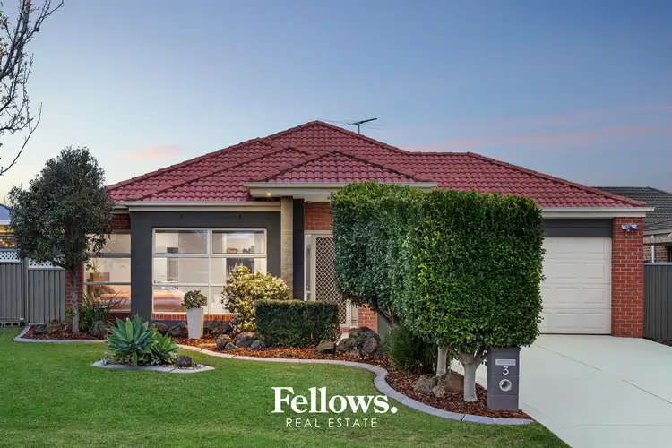 3 Everly Circuit, Pakenham VIC 3810
