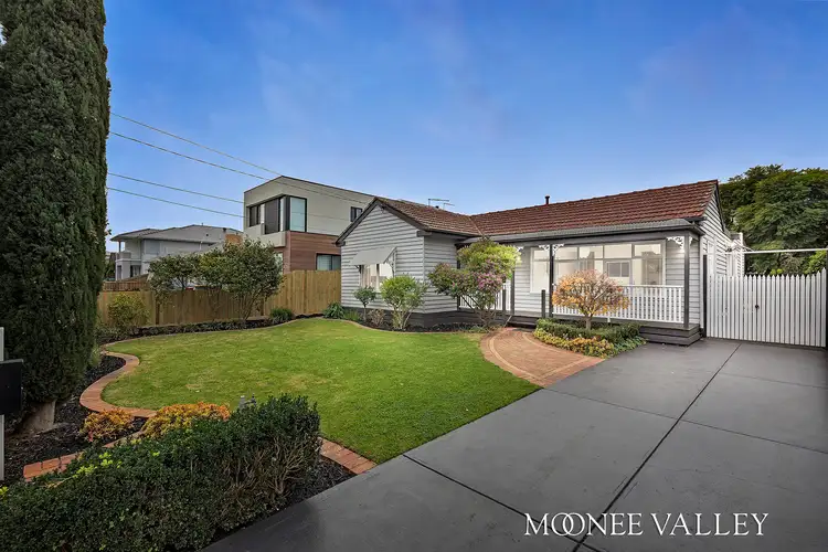 62 Thompson St, Avondale Heights VIC 3034
