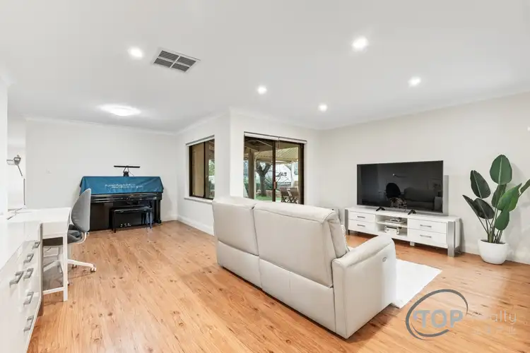 Sixth view of Homely house listing, 28 The Pinnacle, Willetton WA 6155