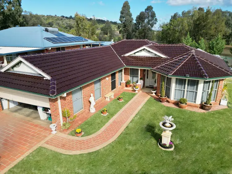 Main view of Homely house listing, 27 Hinton Dr, Gunnedah NSW 2380