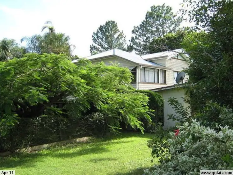 13 Old Woodgate Road, Woodgate QLD 4660