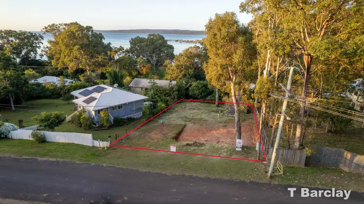 43 Halcyon St, Lamb Island QLD 4184