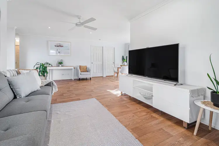 4 Sycamore St, Mudjimba QLD 4564