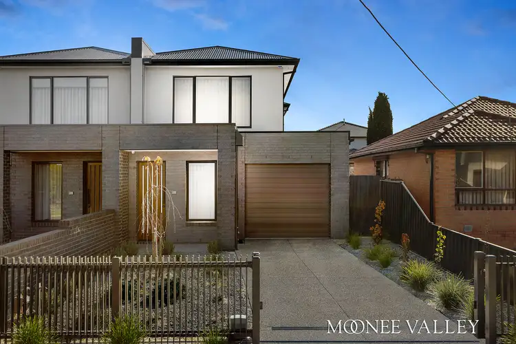 10 Cornwall Street, Avondale Heights VIC 3034