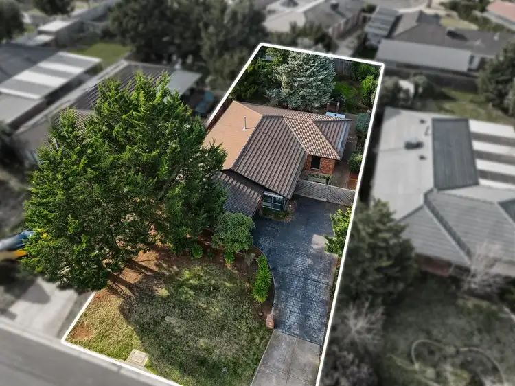Sixth view of Homely house listing, 5 Mark Pl, Melton West VIC 3337