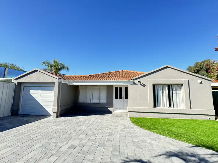Main view of Homely house listing, 6 Tylee Cove, Atwell WA 6164