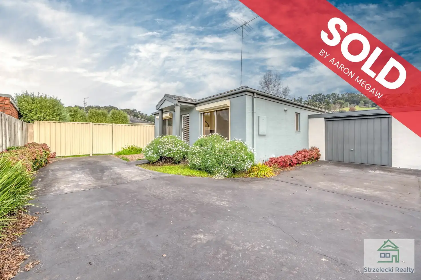 Main view of Homely townhouse listing, Unit 2/22 Cross St, Trafalgar VIC 3824