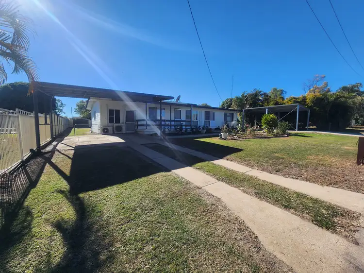 3 Elliott St, Moura QLD 4718