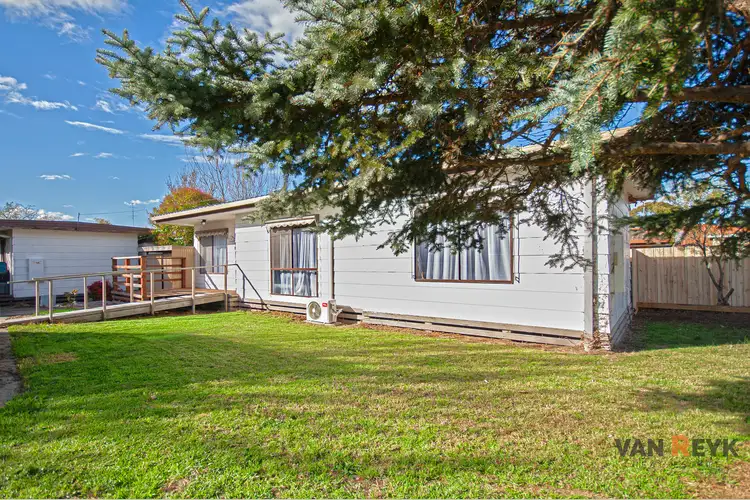 Main view of Homely unit listing, Unit 1/16 Dahlsen Cres, Bairnsdale VIC 3875