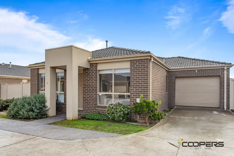 3 Austin Place