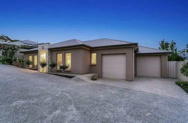 2/55 Oakridge Rd, Aberfoyle Park SA 5159